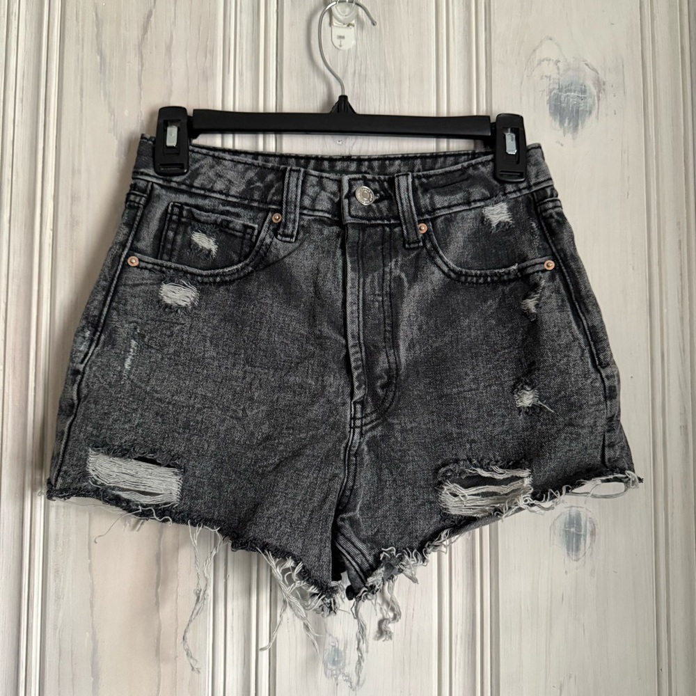 Wild Fable Women’s Black Denim Raw Hem Distressed Jean Shorts size 0